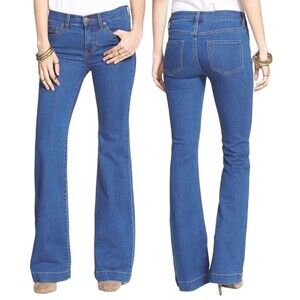 Free People Gummy Flare Jeans Mid Rise Dallas Medium Wash Stretch Denim Size 29